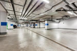 Zdjęcie z galerii obiektu Uroczy Apartament No1 w ,, SERCU Starego Miasta Wyspa Spichrzów,, w Gdańsku