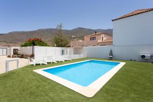 Gambar di galeri bagi Casa La Rueda with pool di Adeje +49 gambar