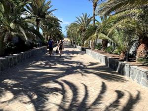 Goście zatrzymujący się w obiekcie Playa del Ingles Vitamine D garantie