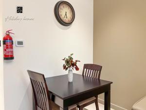 Fotografie z fotogalerie ubytování Mira Holiday Homes - Furnished studio in Downtown v Dubaji