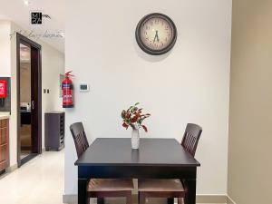 Fotografie z fotogalerie ubytování Mira Holiday Homes - Furnished studio in Downtown v Dubaji