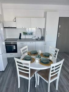 Η κουζίνα ή μικρή κουζίνα στο Apartament Mara