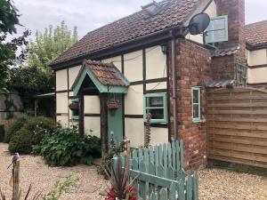 Το κτήριο όπου στεγάζεται  το διαμέρισμα