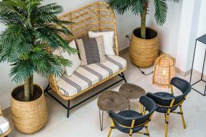 Homely Málaga Mariblanca 17, Vegafuente Apartments的休息区