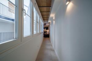 马拉加Homely Málaga Mariblanca 17, Vegafuente Apartments的相册照片