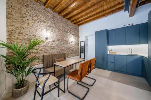 Homely Málaga Mariblanca 17, Vegafuente Apartments的休息区