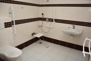 Koupelna v ubytování Hotel Zámek Velká Bystřice