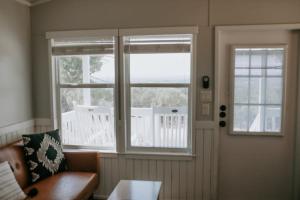 Foto dalla galleria di Nest - Texas Tiny House with a Big View a Spring Branch