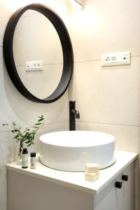 A bathroom at Villa Constantino with heated pool