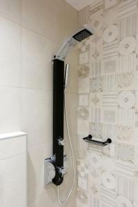 A bathroom at Villa Constantino with heated pool