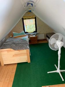 Postel nebo postele na pokoji v ubytování Ferien/ Monteurzimmer mit gemeinsam Wozi, Kü, Bad, WLAN