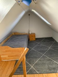 Postel nebo postele na pokoji v ubytování Ferien/ Monteurzimmer mit gemeinsam Wozi, Kü, Bad, WLAN