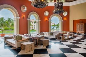 Um restaurante ou outro lugar para comer em Iberostar Bahia - All Inclusive
