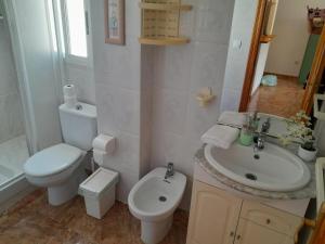 Kúpeľňa v ubytovaní Apartment near La Mata beach
