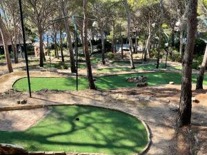Golf v apartmánu nebo okolí