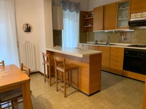 Kuchyňa alebo kuchynka v ubytovaní Casa Vacanze Via Giulia