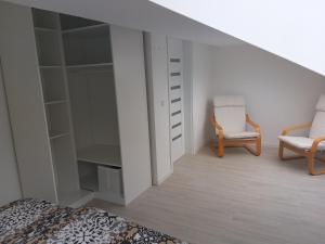 Posezení v ubytování 2 Schlafzimmerwohnung bei Frankfurt am Main