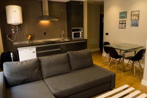 Kuchyňa alebo kuchynka v ubytovaní AB Apartamentos Museum