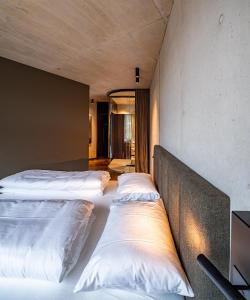 Postel nebo postele na pokoji v ubytování Lifestyle B&B by Phillip Sigwart