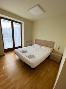 Fotografie z fotogalerie ubytování D01 CABIROL DURRO by IMMOVALL v destinaci Durro