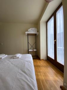 Fotografie z fotogalerie ubytování D01 CABIROL DURRO by IMMOVALL v destinaci Durro