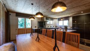 Dapur atau dapur kecil di Chalet Birdie