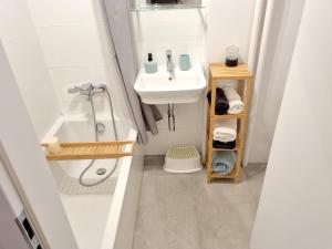 Kúpeľňa v ubytovaní Apartament Miodowa Warszawa + 22 fotografií
