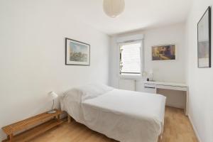 Posteľ alebo postele v izbe v ubytovaní Nice Apartment with Parking balcon Casa Lyon