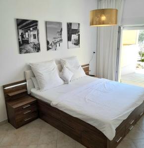 Ліжко або ліжка в номері Lovely Rooms Rovinj