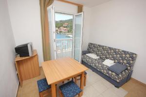 Balkón alebo terasa v ubytovaní Apartments and rooms by the sea Zaglav, Dugi otok - 8144