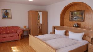 Posezení v ubytování Hotel Dreisonnenberg