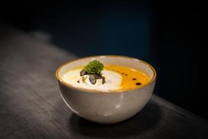 酒店内部或周边提供的食物