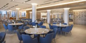 Aminess Laurel Khalani Hotel餐厅或其他用餐的地方