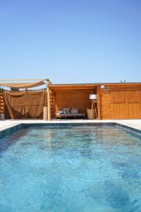 Bazén v ubytování La maison en Provence nebo v jeho okolí