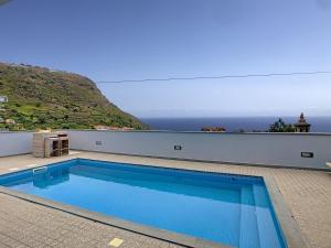 Πισίνα στο ή κοντά στο Evoque Villa by LovelyStay