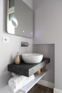 A bathroom at Household Settembrini