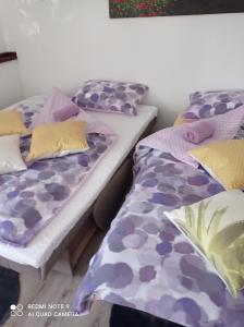 Posteľ alebo postele v izbe v ubytovaní Studio apartman Sonja