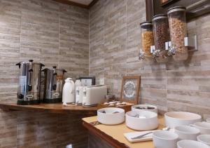 Comodidades para preparar café e chá em Hostería Austral