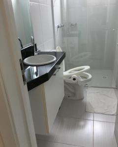 Phòng tắm tại Resort e Spa Summer Beach Bombinhas apto 107