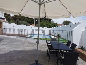 Balkón alebo terasa v ubytovaní Villa Playa y Montaña