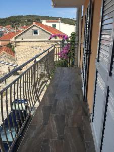 Balkón alebo terasa v ubytovaní Apartments SARA
