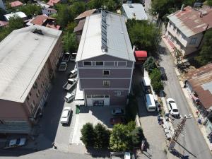 an overhead view of a building on a city street at Arapgir Nazar Hotel in Arapkir