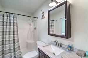 Ένα μπάνιο στο Watauga Lake Butler Retreat with Private Dock! +19 φωτογραφίες
