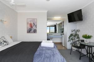 Gallery image of Ocean Road Motel in Skenes Creek