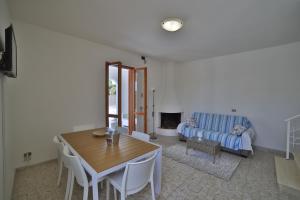 Μια τηλεόραση ή/και κέντρο ψυχαγωγίας στο Villa Mediterraneo