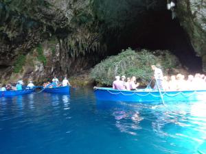 Melissani House vendégei