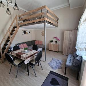 Posedenie v ubytovaní Hanna Villa Siófok