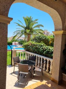 Basen w obiekcie Bungalow Torrevieja Argonautas lub w pobliżu