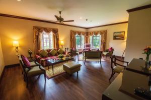Istumisnurk majutusasutuses The Carlton Kodaikanal