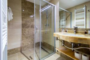 Koupelna v ubytování Grand Hotel Neum Wellness & Spa